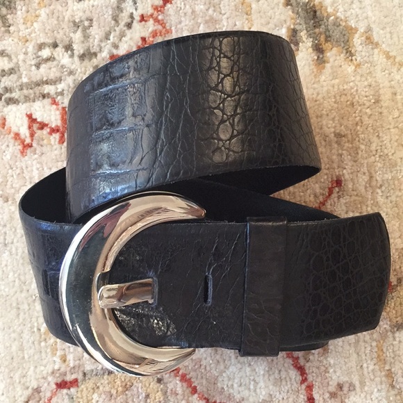Neiman Marcus Black Alligator Belt 2 1/2” wide S/M